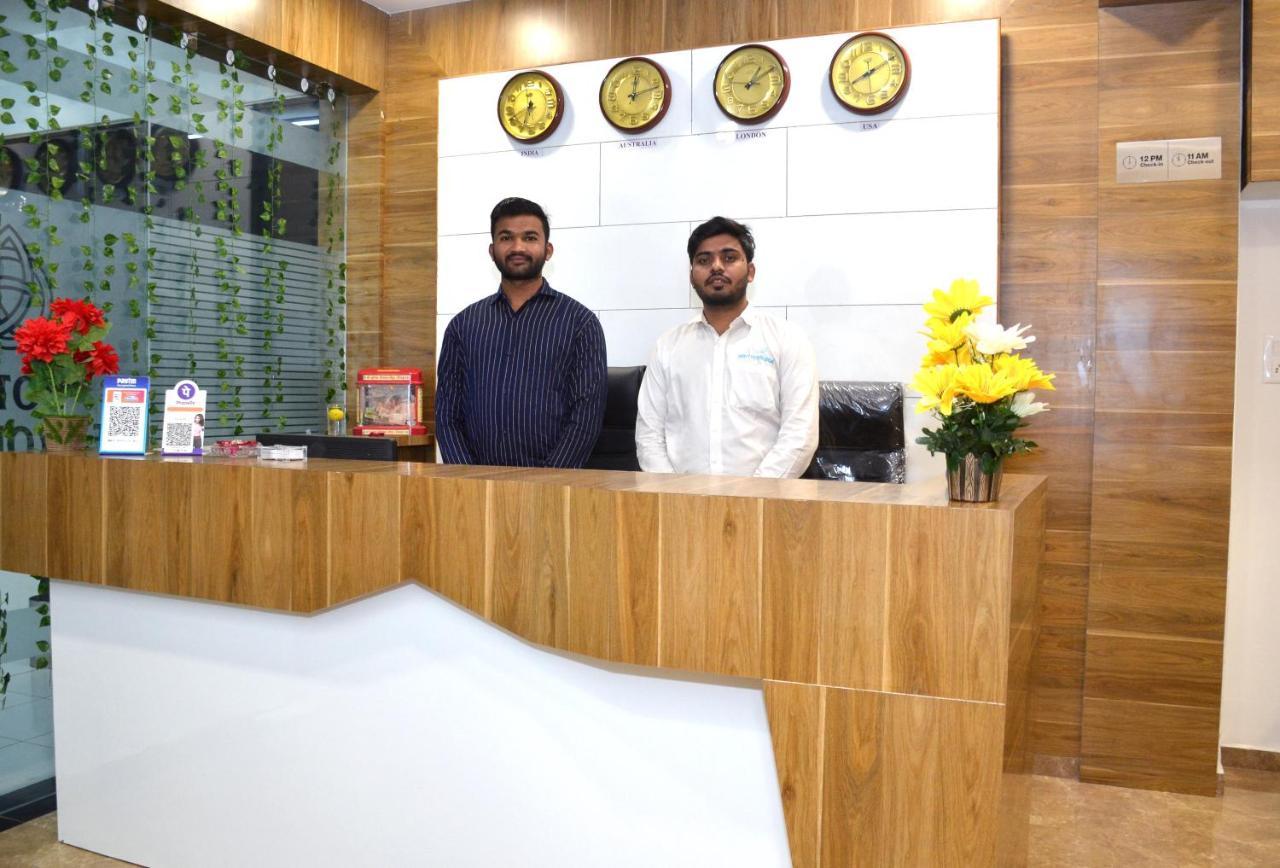Ānand Hotel Newyork Inn מראה חיצוני תמונה
