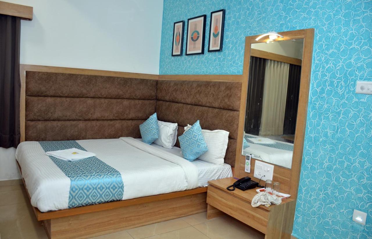 Ānand Hotel Newyork Inn מראה חיצוני תמונה